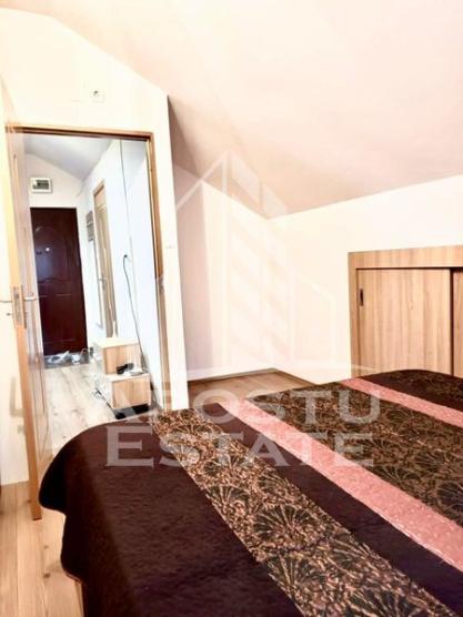 Apartament 3 camere, decomandat,mansarda,zona Simion Barnutiu