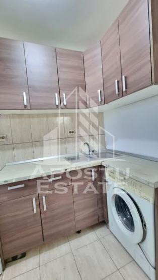 Apartament cu 1 camera, bloc anvelopat, zona Bucovina