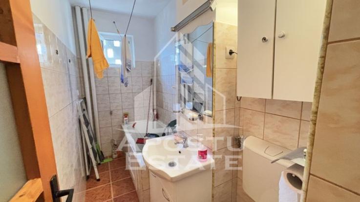 Apartament cu 4 cam, etaj intermediar zona Stadion-Complex Studentesc