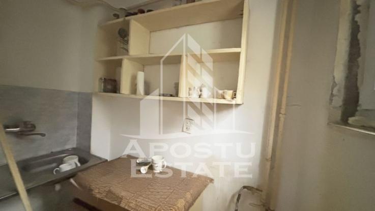 Apartament cu 2 camere, etaj intermediar, zona Sagului