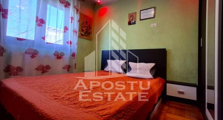 Apartament 2 camere,semidecomandat,zona Romanilor