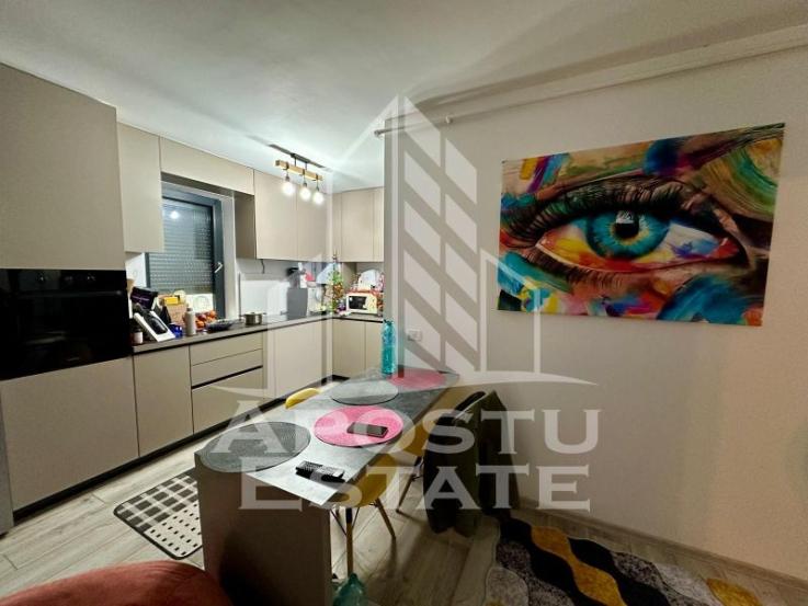 Apartament modern cu 2 camere,  curte privata, in zona Aradului