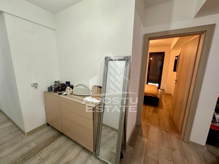 Apartament modern cu 2 camere,  curte privata, in zona Aradului