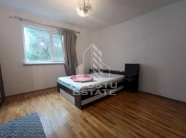 Casa 2 camere, avelopata, gradina proprie, garaj, zona Dambovita