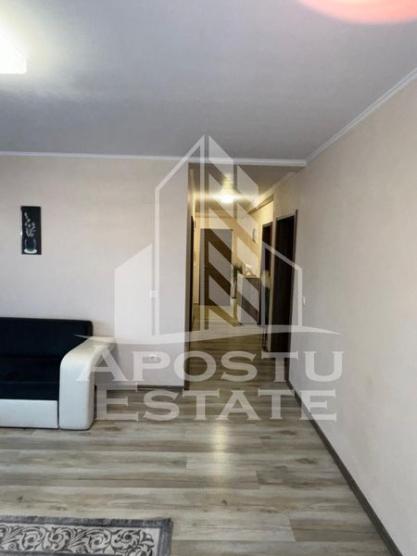 Apartament spatios , Calea Urseni , centrala proprie !!