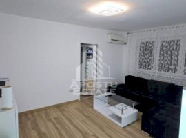 Apartament cu 2 camere, parter, centrala proprie, zona Girocului