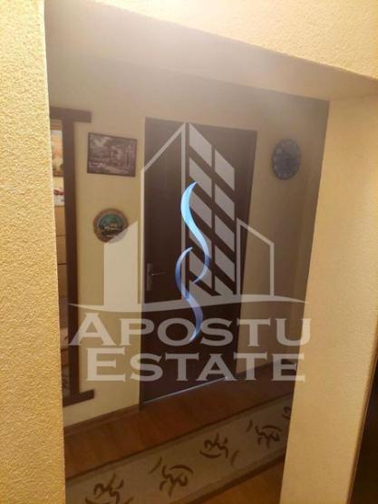 Apartament 2 camere, decomandat,parter inalt,zona Complexul Studentesc