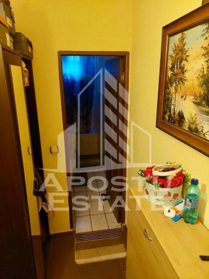 Apartament 2 camere, decomandat,parter inalt,zona Complexul Studentesc