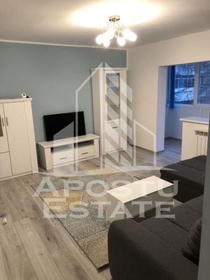 Apartament cu 3 camere decomandat  in zona Complexului Studentesc