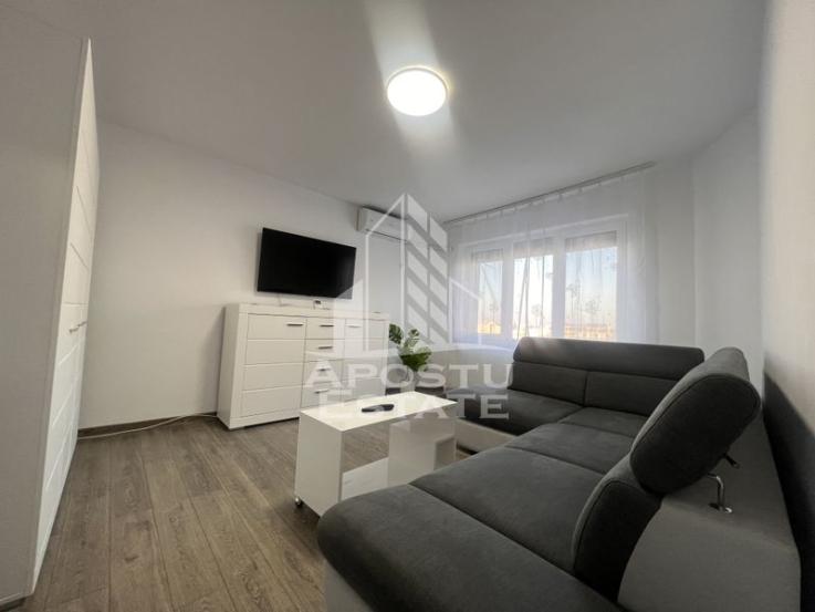 Apartament cu o camera, centrala proprie, zona Centrala