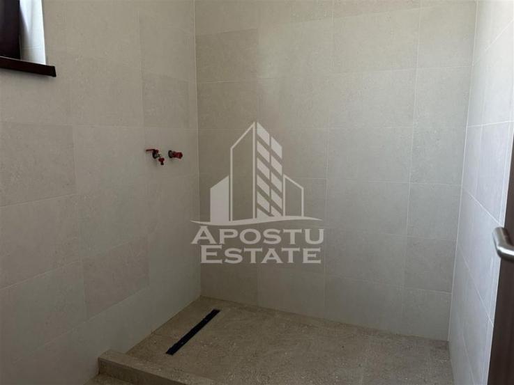 Duplex cu etaj si  5 camere in Mosnita Noua, aproape de asfalt