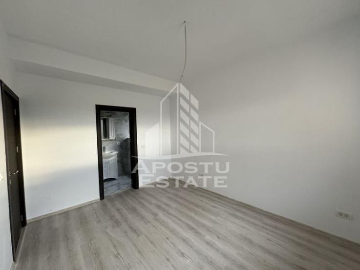 Duplex situat Central cu 4 camere si 3 bai in Mosnita Noua