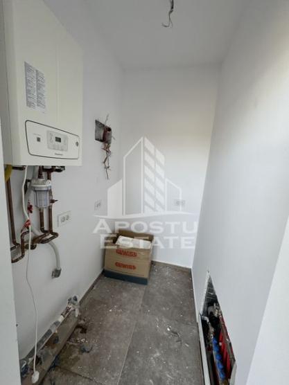 Duplex cu 3 camere despartit prin camera tehnica la Asfalt