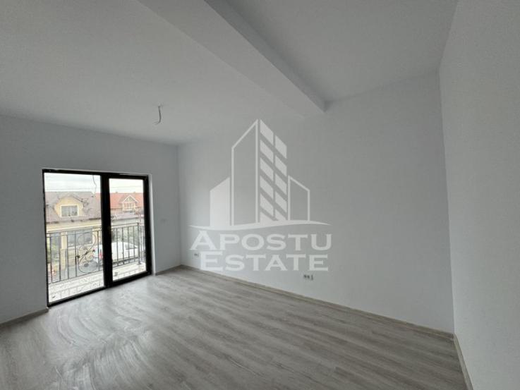 Duplex situat Central cu 4 camere si 3 bai in Mosnita Noua