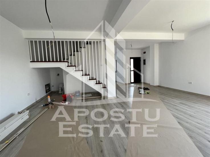 Duplex cu 4 camere si 3 bai in Mosnita Noua. Comision 0%