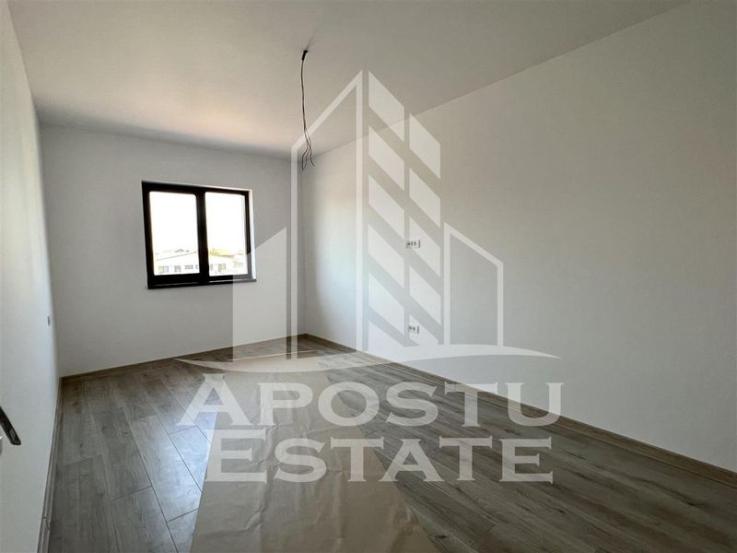 Duplex cu 4 camere si 3 bai in Mosnita Noua. Comision 0%