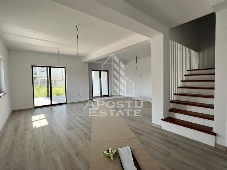 Duplex cu 4 camere si 3 bai in Mosnita Noua. Comision 0%