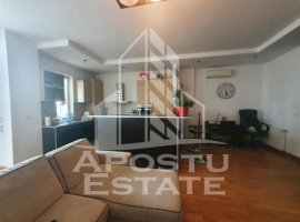 Apartament 2 camere, loc de parcare, zona Take Ionescu