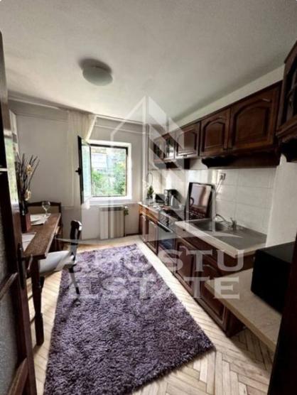 Apartament 2 camere, Spitalului Judetean,centrala proprie, PetFriendly