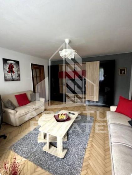 Apartament 2 camere, Spitalului Judetean,centrala proprie, PetFriendly