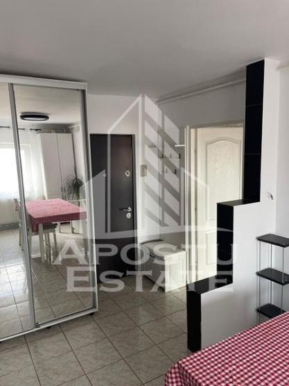 Apartament 2 camere, decomandat, centrala proprie, renovat, Freidorf.