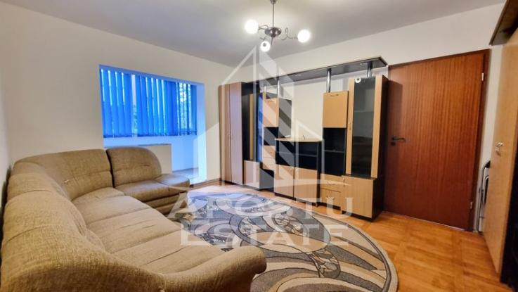 Apartament 2 camere, centrala proprie, bloc anvelopat, zona Lipovei