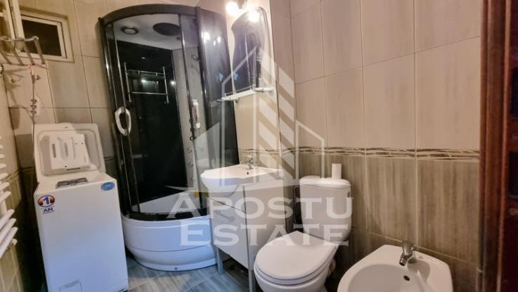 Apartament 2 camere, centrala proprie, bloc anvelopat, zona Lipovei