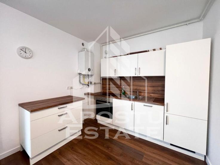 Apartament 2 camere, centrala proprie, loc de parcare, Torontalului