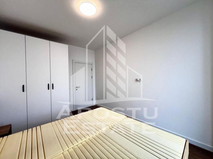 Apartament 2 camere, centrala proprie, loc de parcare, Torontalului