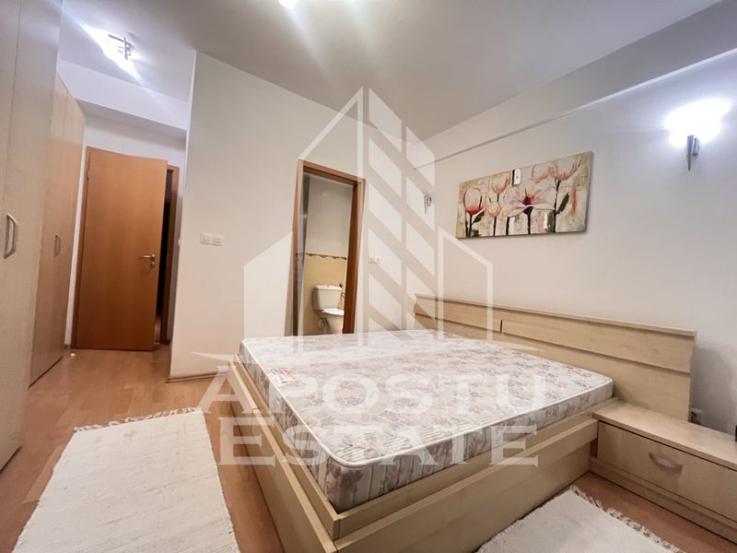 Apartament cu 3 camere, loc de parcare, zona Aradului