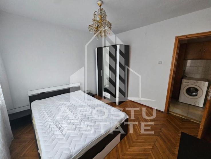 Apartament cu 3 camere, centrala proprie, zona Aradului