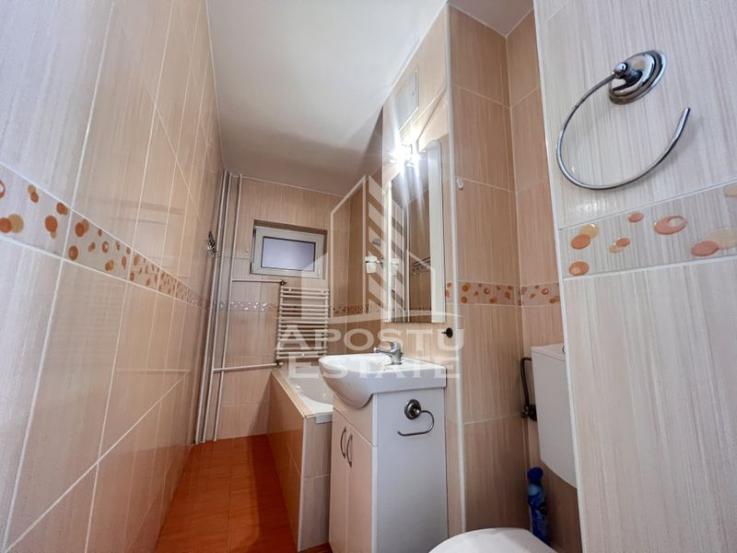 Apartament cu 2 camere, etajul 1, zona Complexul Studentesc