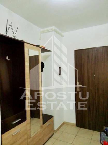 Apartament cu 2 camere, centrala proprie, loc de parcare, Uranus Plaza