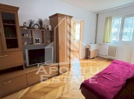 Apartament cu 2 camere, etaj intermediar, zona Sagului