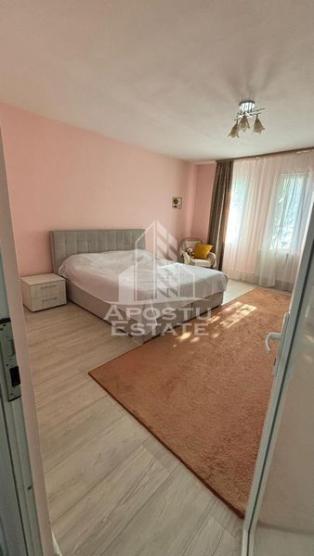 Apartament cu 2 dormitoare, doua bai in Complex, centrala termica