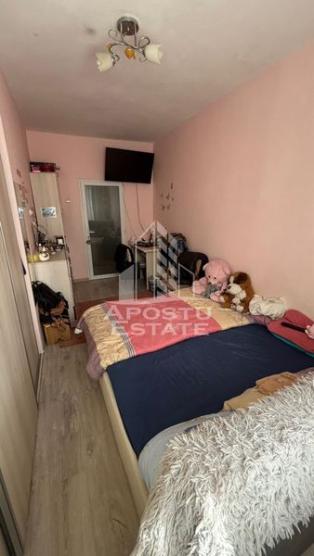 Apartament cu 2 dormitoare, doua bai in Complex, centrala termica