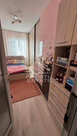 Apartament cu 2 dormitoare, doua bai in Complex, centrala termica