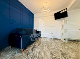 Apartament cu 2 camere, centrala proprie, loc de parcare, Giroc