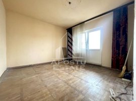 Apartament cu 3 camere, centrala proprie, zona Freidorf