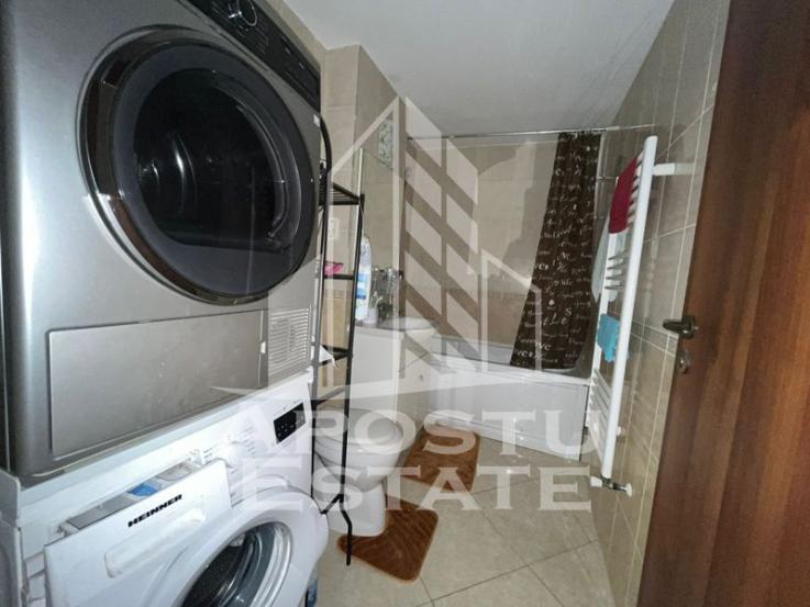 Apartament cu 3 camere, semidecomandat, bloc nou, etajul 1