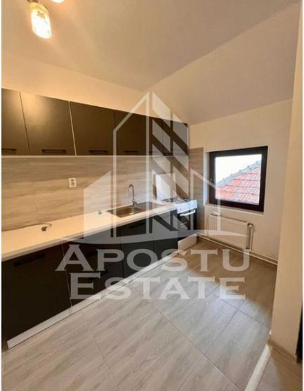 Apartament semidecomandat, modern, zona C.Rosie, 55mp