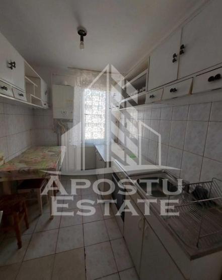 Apartament cu 2 camere decomandate, 50mp, zona Torontalului