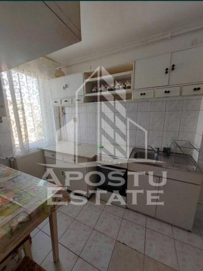 Apartament cu 2 camere decomandate, 50mp, zona Torontalului