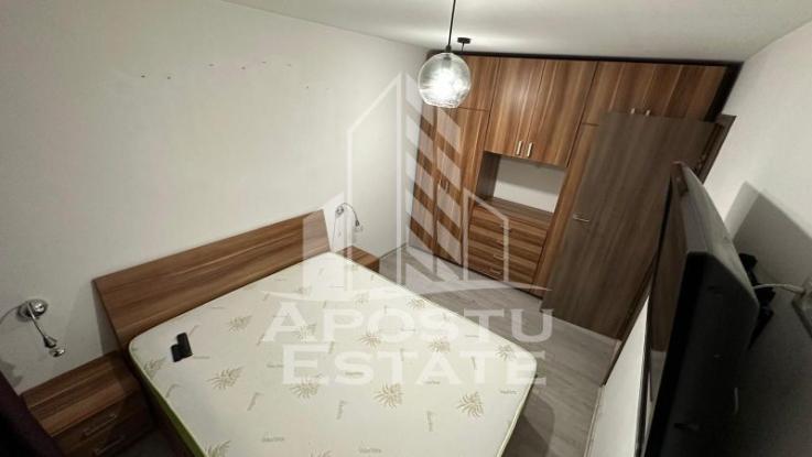 Apartament cu 2 camere, semidecomandat, mobilat si utilat