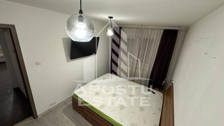 Apartament cu 2 camere, semidecomandat, mobilat si utilat