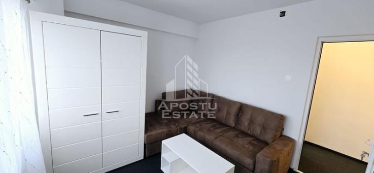 Apartament cu 4 garsoniere, centrala proprie, zona Dacia