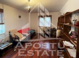 Apartament 2 camere decomandat , centrala proprie !