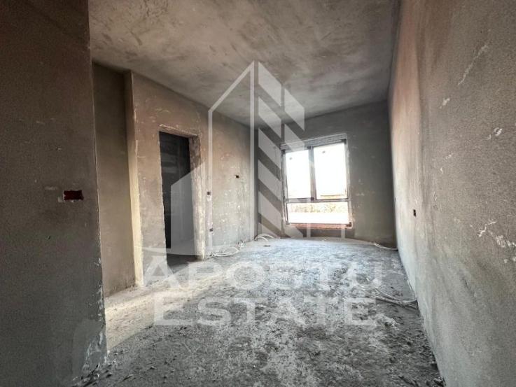 Duplex modern de vanzare, cu 5 camere, la asfalt in Mosnita Noua