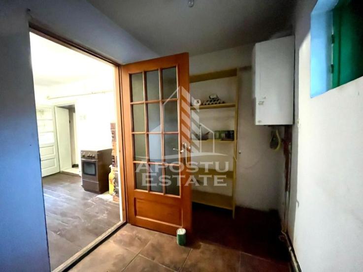 Casa individuala cu 3 camere si teren 360 mp, Ghiroda