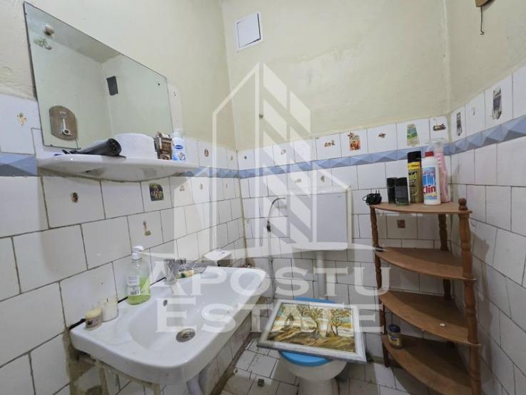 Apartament cu 4 camere, etaj intermediar,  Circumvalatiunii - Gh Lazar